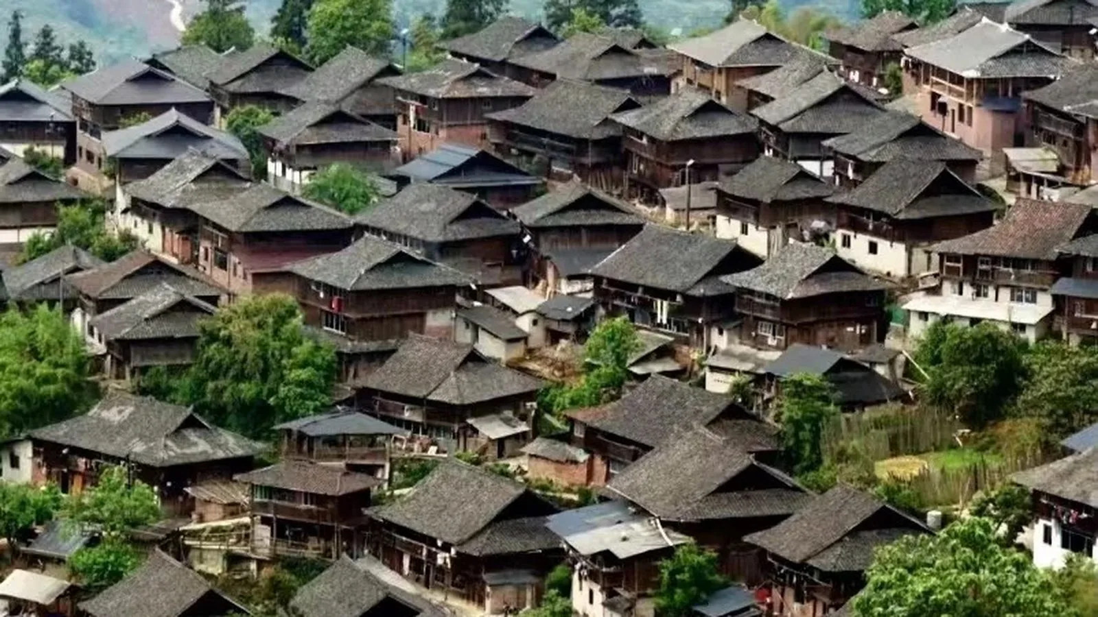 岜沙苗寨