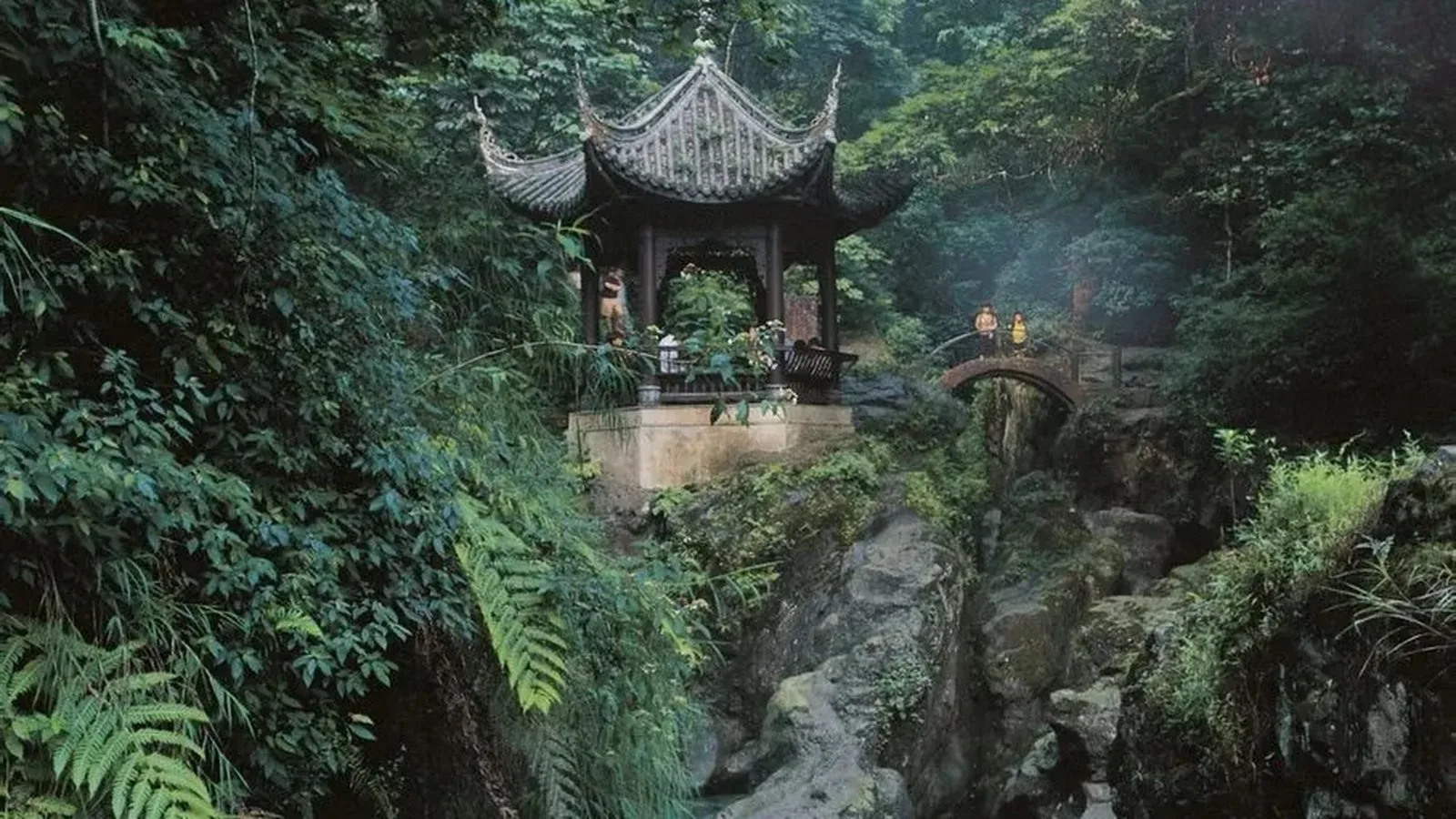 峨眉山清音阁